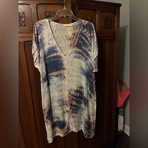 River and Sky Brooklyn Tie-Dye V-Neck Tunic Dress in Blue and Blush
